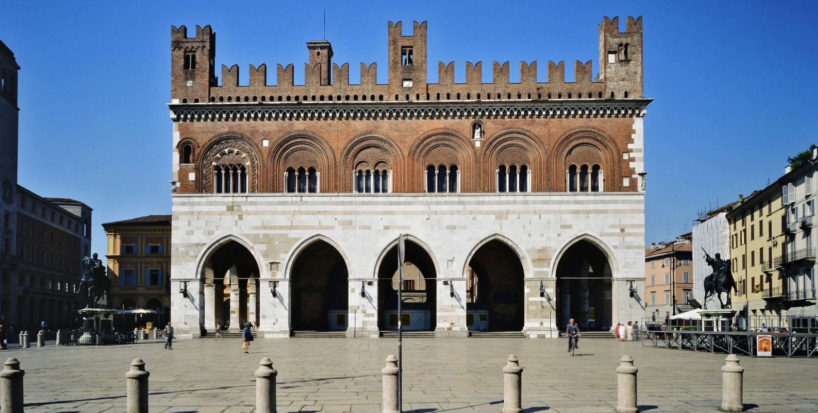 Logo del Manuale 'Piacenza Admin'